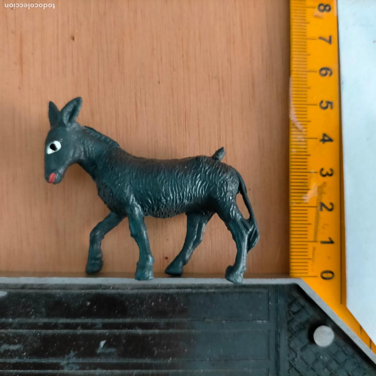 Figuren f&uuml;r Weihnachtskrippen: antigua figura de ANIMALES . portal de belen plastico duro nacimiento HAGA SU OFERTA