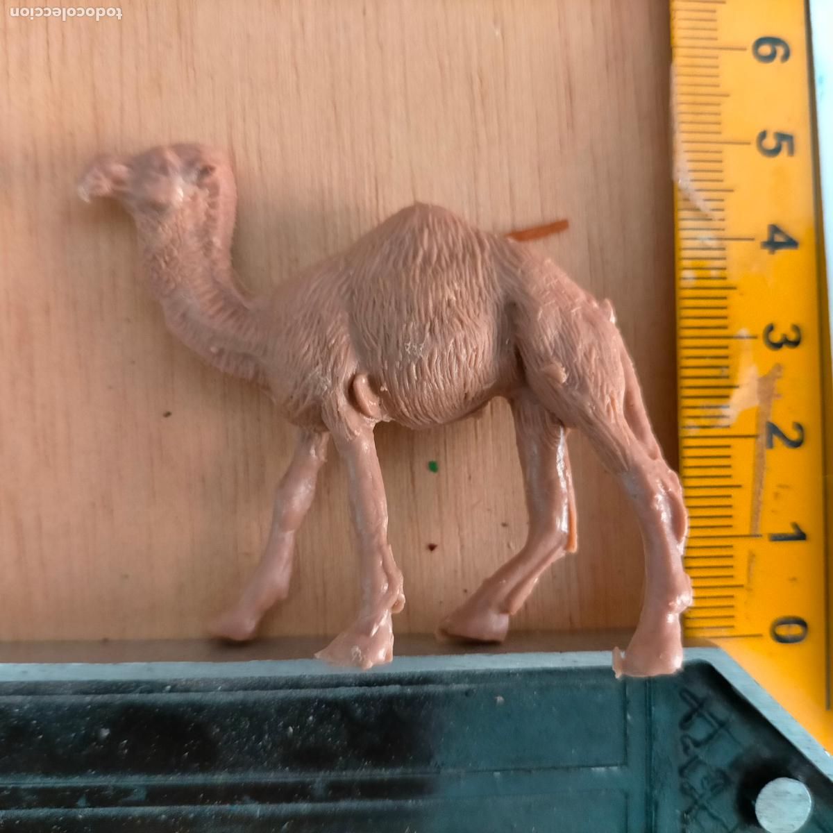 Figuren f&uuml;r Weihnachtskrippen: antigua figura de ANIMALES . portal de belen plastico duro nacimiento HAGA SU OFERTA