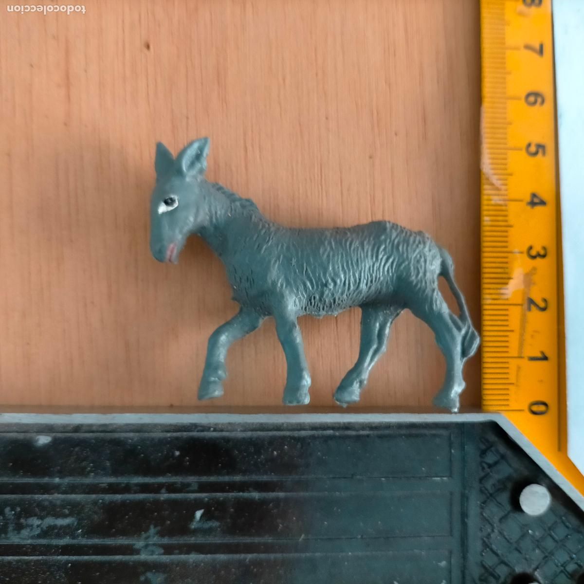 Figuren f&uuml;r Weihnachtskrippen: antigua figura de ANIMALES . portal de belen plastico duro nacimiento HAGA SU OFERTA