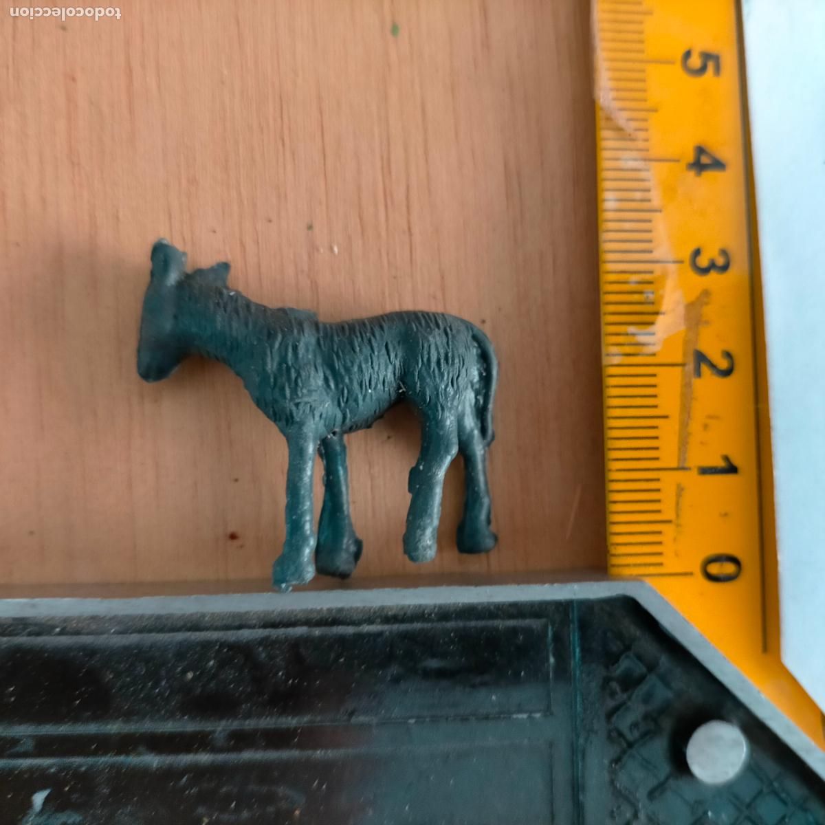 Figurines pour Cr&egrave;ches de No&euml;l: antigua figura de ANIMALES . portal de belen plastico duro nacimiento HAGA SU OFERTA