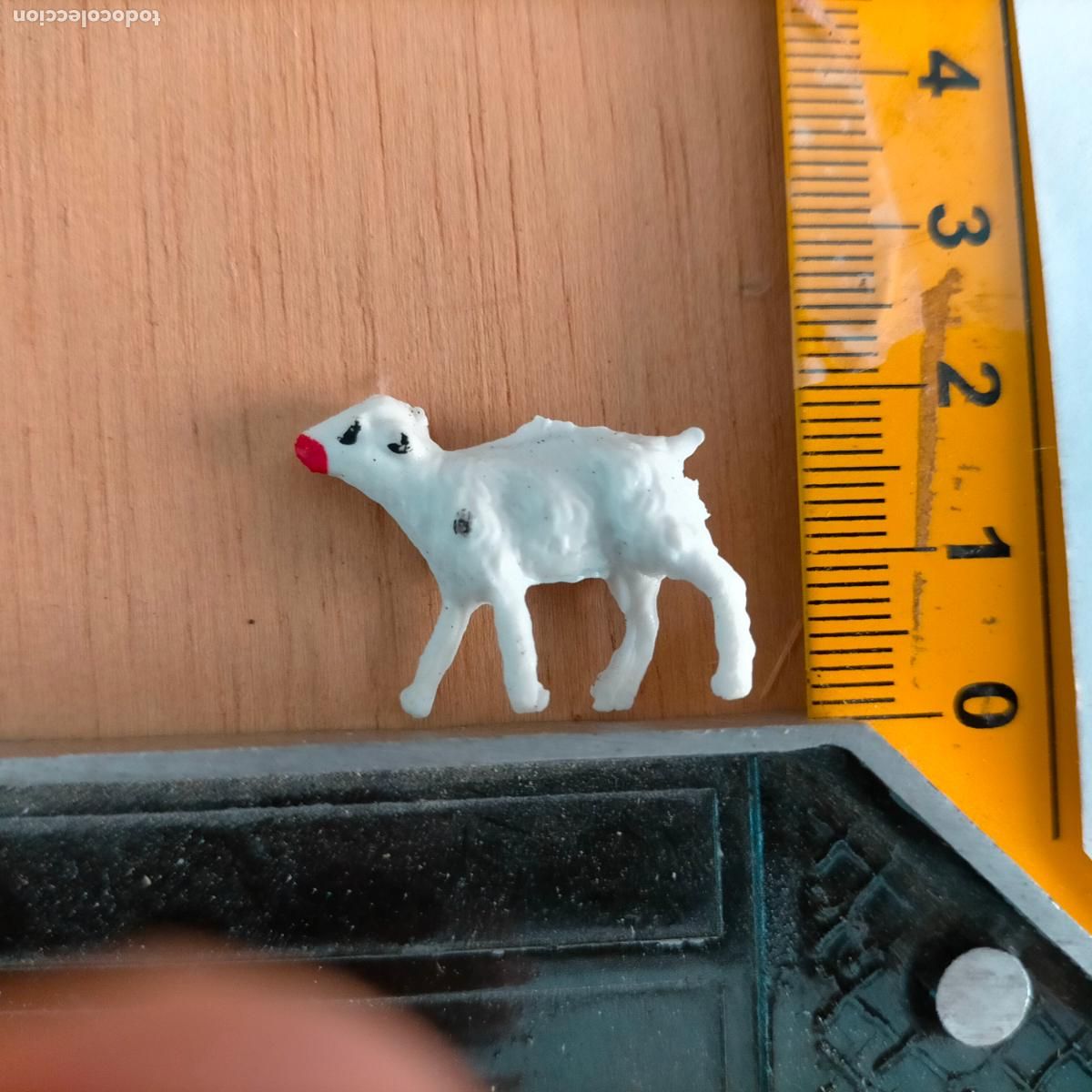 Figuren f&uuml;r Weihnachtskrippen: antigua figura de ANIMALES . portal de belen plastico duro nacimiento HAGA SU OFERTA