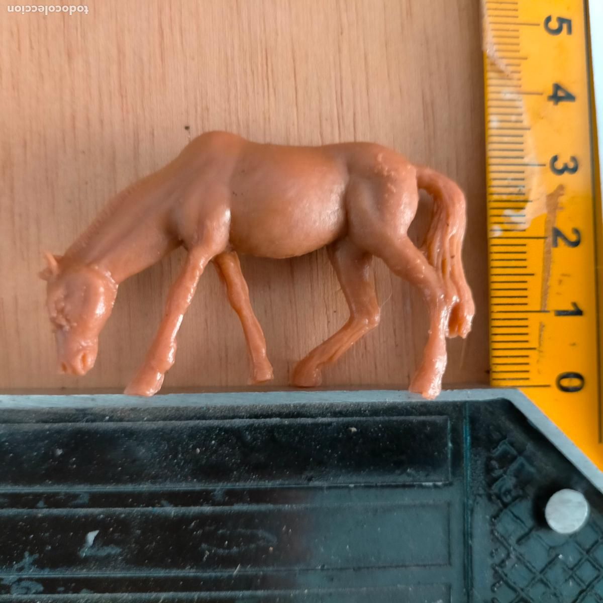 Figuren f&uuml;r Weihnachtskrippen: antigua figura de ANIMALES . portal de belen plastico duro nacimiento HAGA SU OFERTA