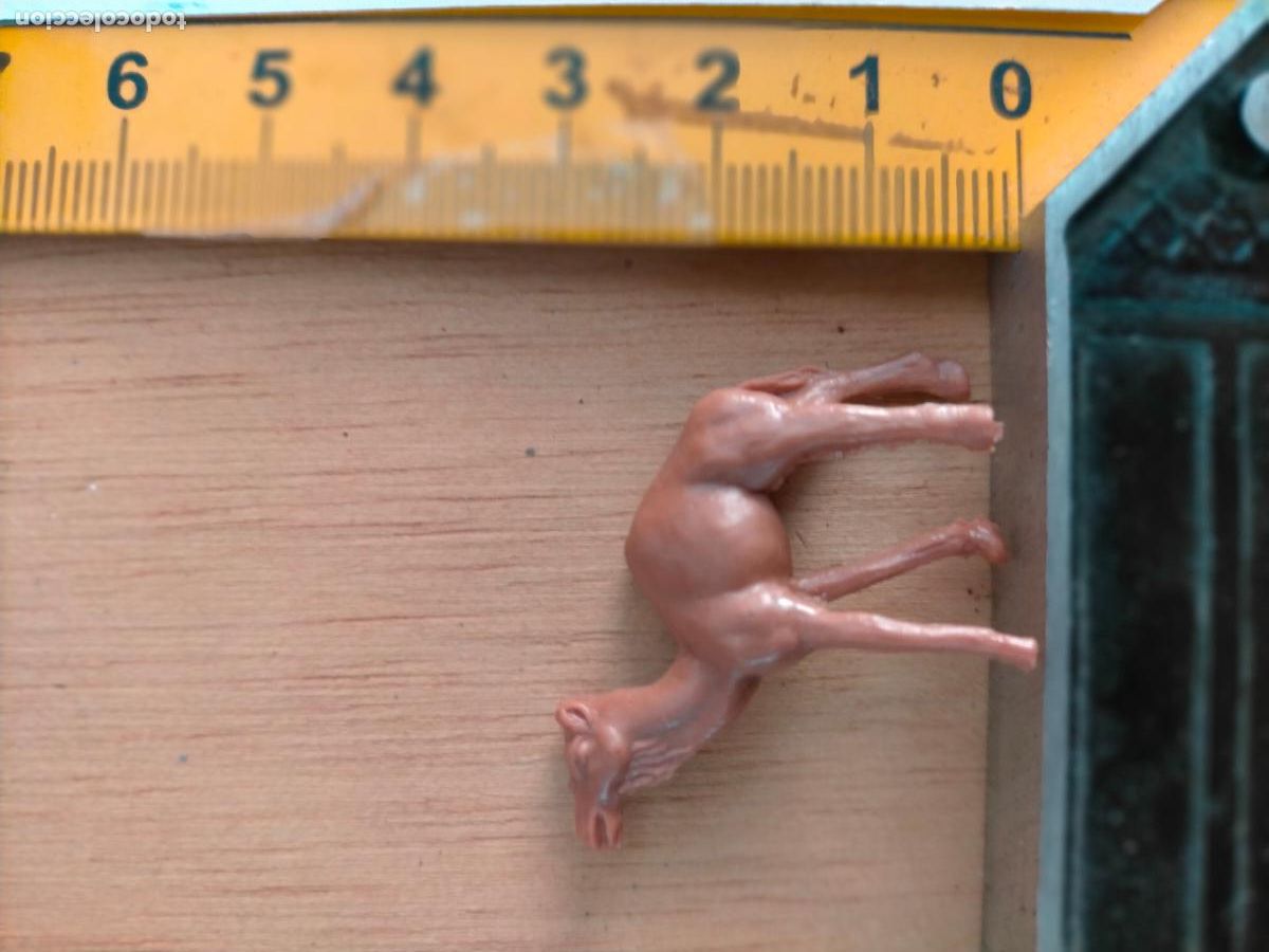 Figuren f&uuml;r Weihnachtskrippen: antigua figura de ANIMALES . portal de belen plastico duro nacimiento HAGA SU OFERTA