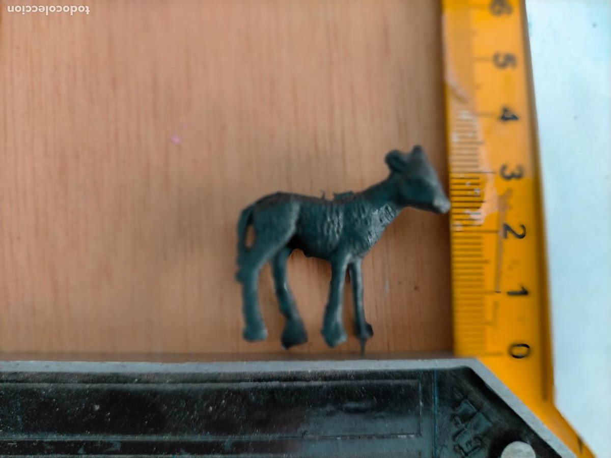 Figuras de Pres&eacute;pios: antigua figura de ANIMALES . portal de belen plastico duro nacimiento HAGA SU OFERTA