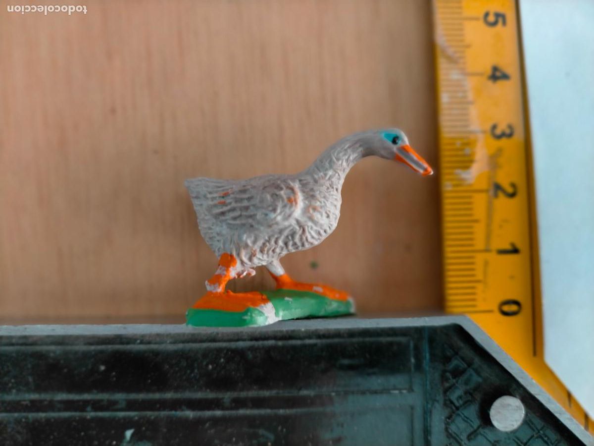 Figuras de Pres&eacute;pios: HAGA SU OFERTA antigua figura de ANIMALES . portal de belen plastico duro nacimiento