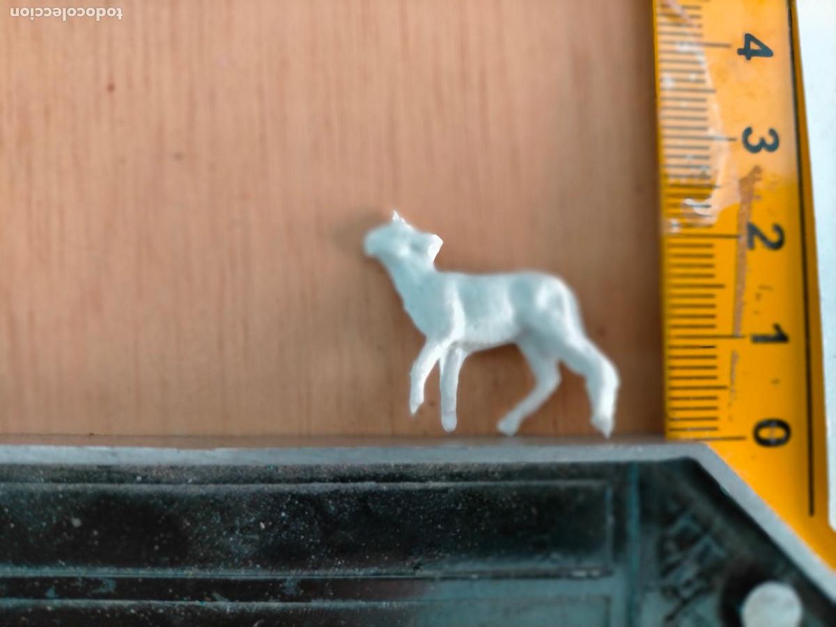 Figuras de Pres&eacute;pios: HAGA SU OFERTA antigua figura de ANIMALES . portal de belen plastico duro nacimiento