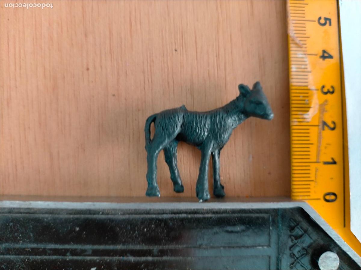 Figuras de Pres&eacute;pios: HAGA SU OFERTA antigua figura de ANIMALES . portal de belen plastico duro nacimiento