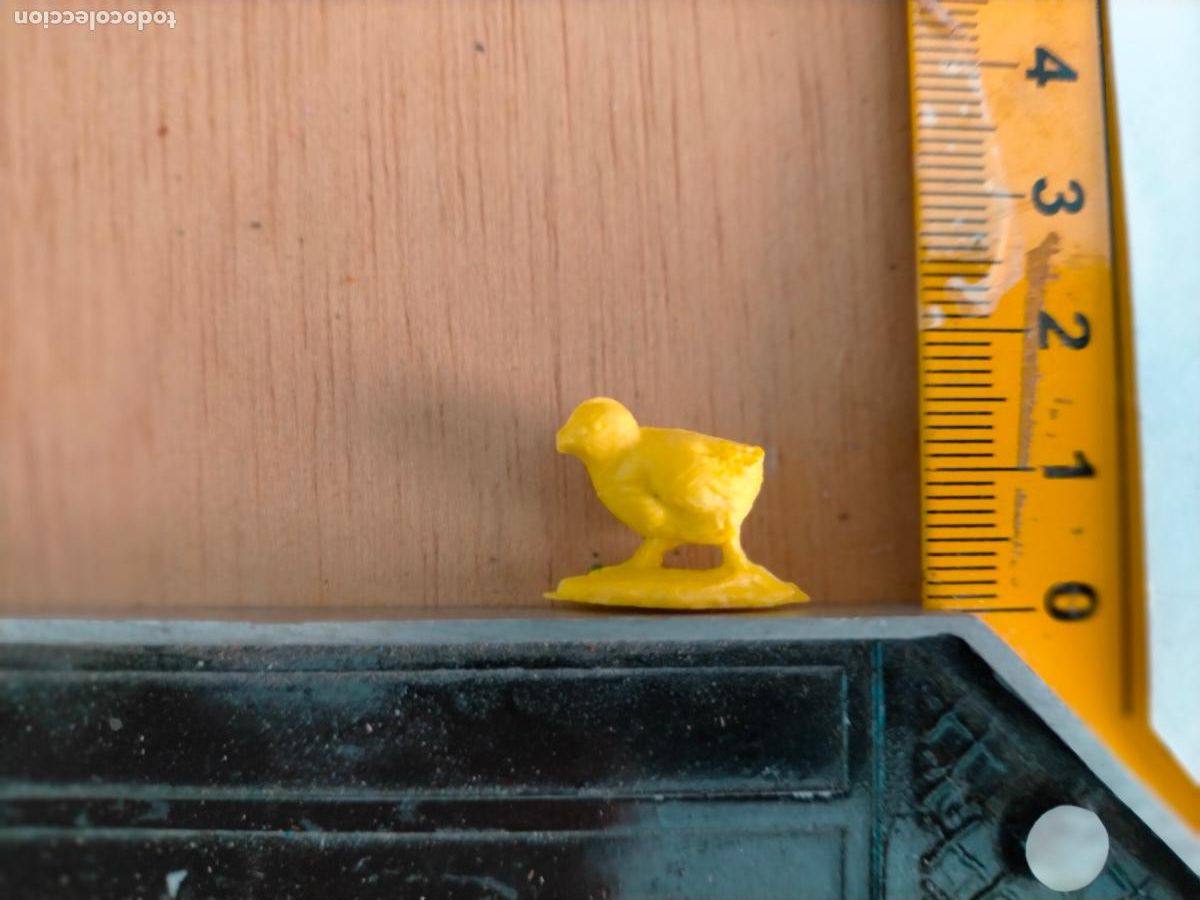 Figuras de Bel&eacute;n: HAGA SU OFERTA antigua figura de ANIMALES . portal de belen plastico duro nacimiento