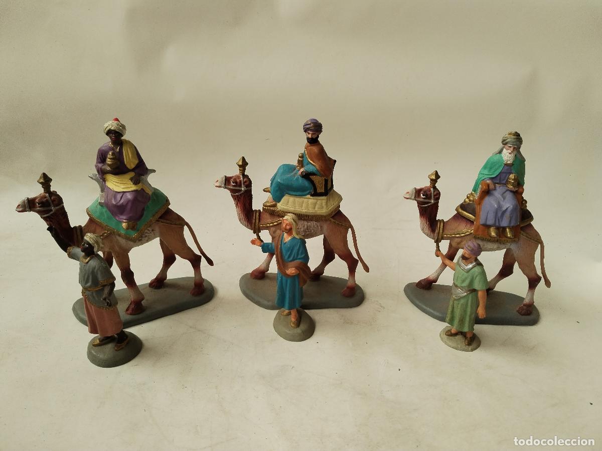 Figuras de Bel&eacute;n: reyes a camello belen pvc - Foto 6