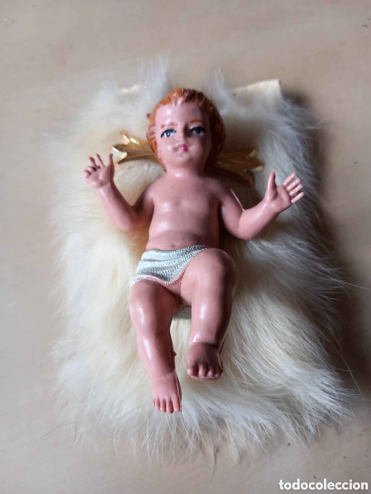 Figuras de Bel&eacute;n: Figura del Ni&ntilde;o Jes&uacute;s pl&aacute;stico con camita
