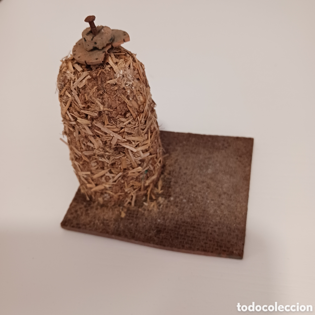 Figuras de Bel&eacute;n: Pajar alto con base rectangular - Foto 1