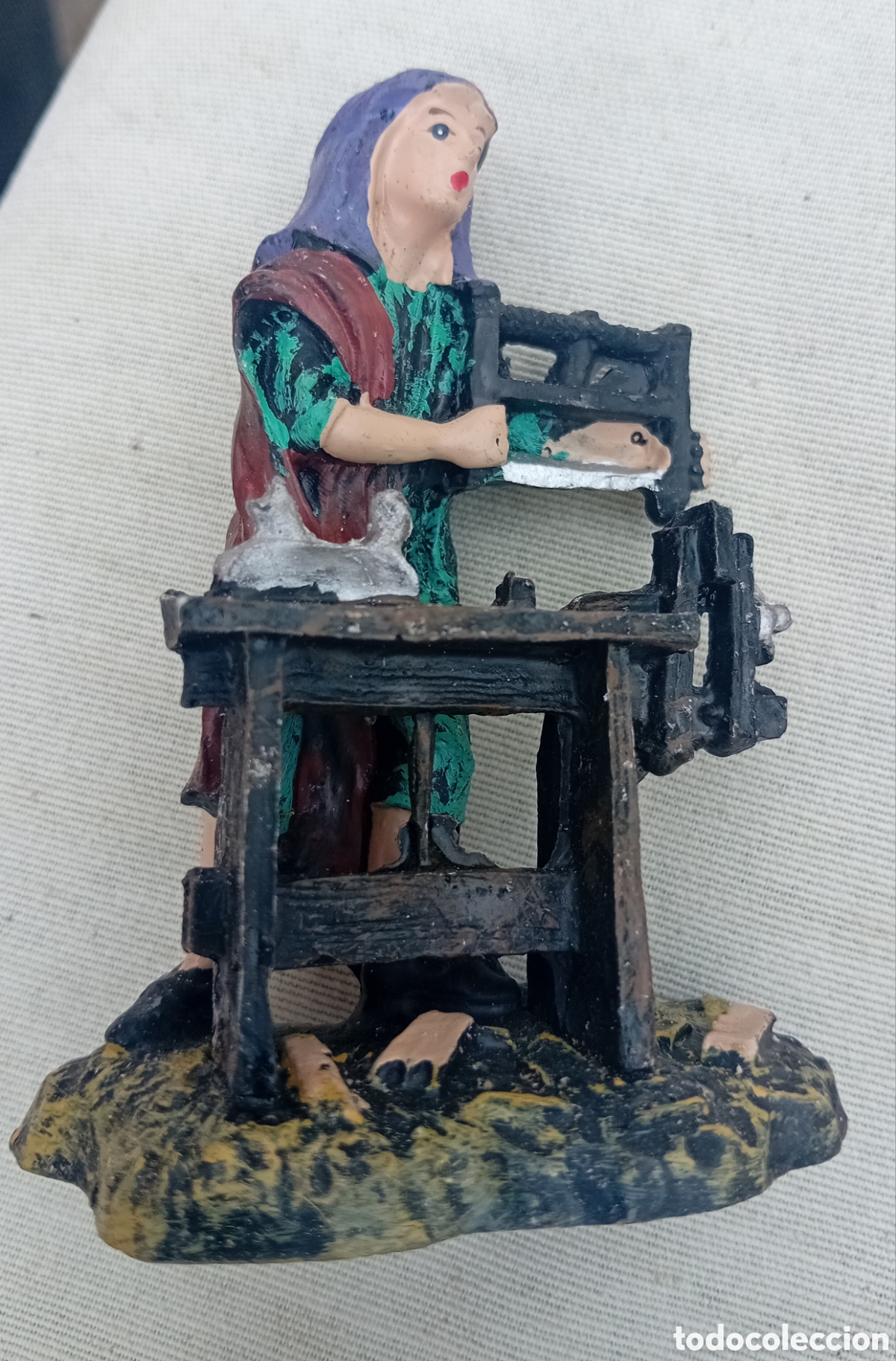 Figuren f&uuml;r Weihnachtskrippen: figura belen terracota mujer tejiendo