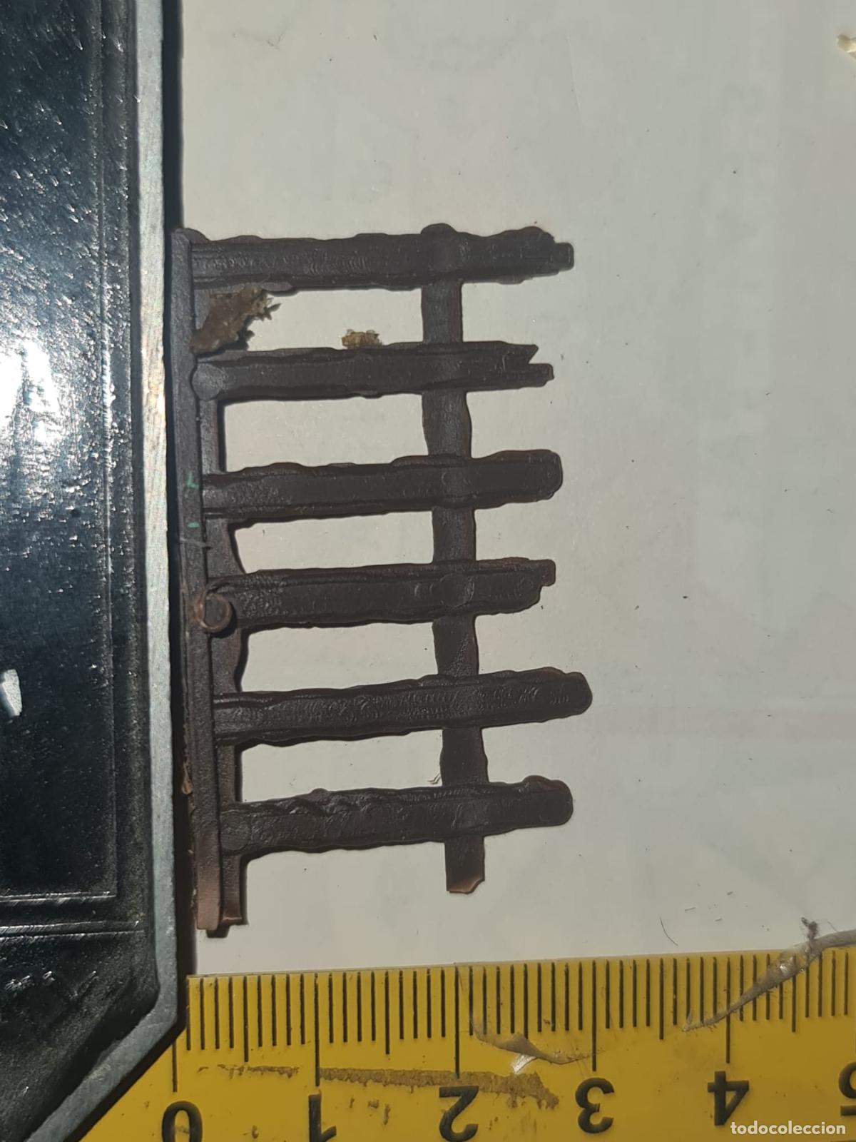 Figuren f&uuml;r Weihnachtskrippen: Figura de portal de bel&eacute;n antigua pl&aacute;stico duro