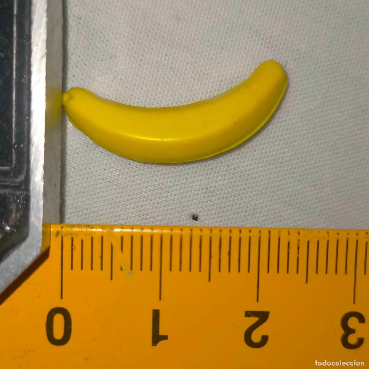 Figuren f&uuml;r Weihnachtskrippen: ANTIGUA FIGURA PORTAL DE BELEN PLASTICO DURO FRUTAS O VERDURAS