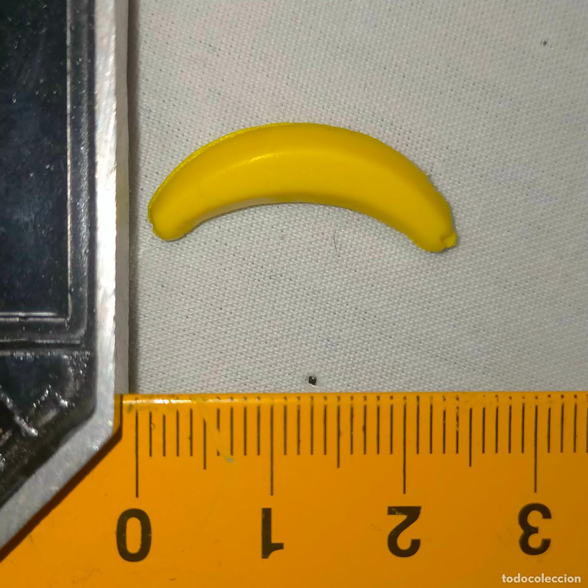 Figuren f&uuml;r Weihnachtskrippen: ANTIGUA FIGURA PORTAL DE BELEN PLASTICO DURO FRUTAS O VERDURAS