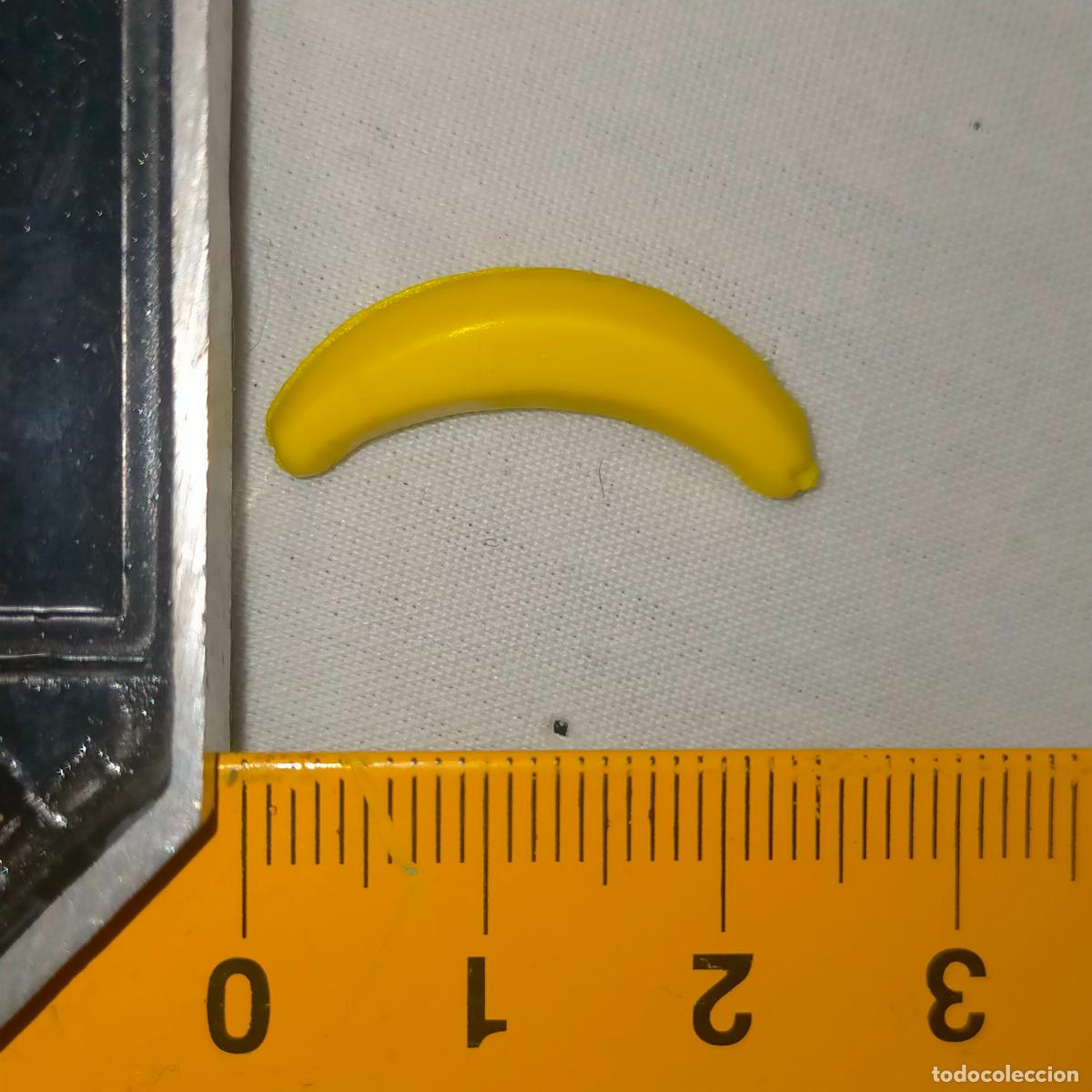 Figuren f&uuml;r Weihnachtskrippen: ANTIGUA FIGURA PORTAL DE BELEN PLASTICO DURO FRUTAS O VERDURAS