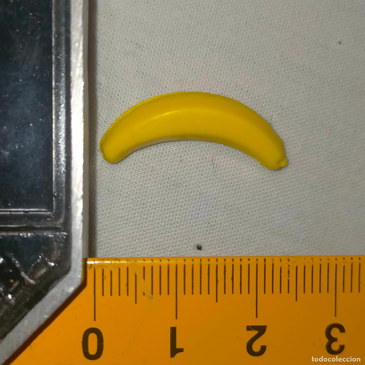 Figuren f&uuml;r Weihnachtskrippen: ANTIGUA FIGURA PORTAL DE BELEN PLASTICO DURO FRUTAS O VERDURAS