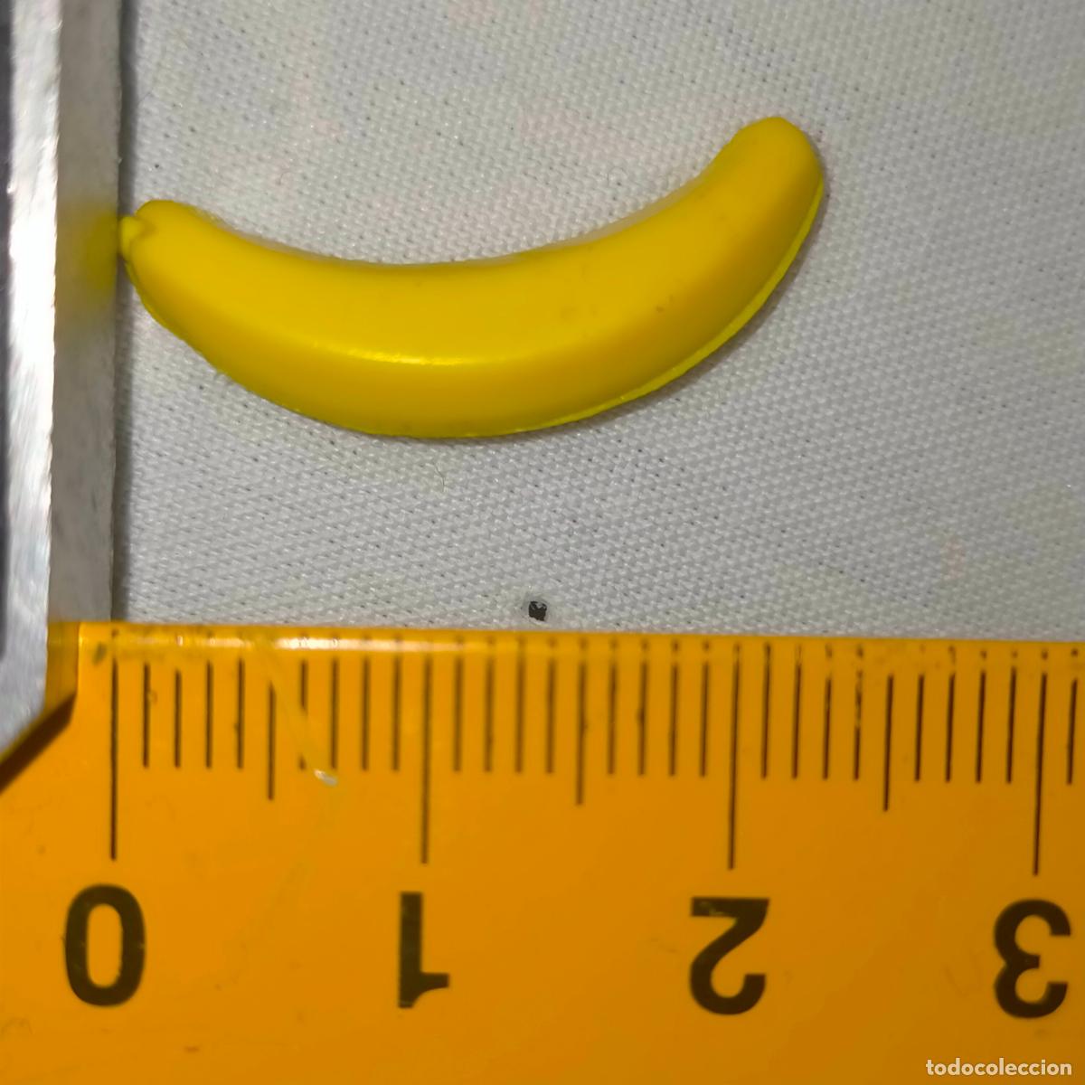 Figuren f&uuml;r Weihnachtskrippen: ANTIGUA FIGURA PORTAL DE BELEN PLASTICO DURO FRUTAS O VERDURAS