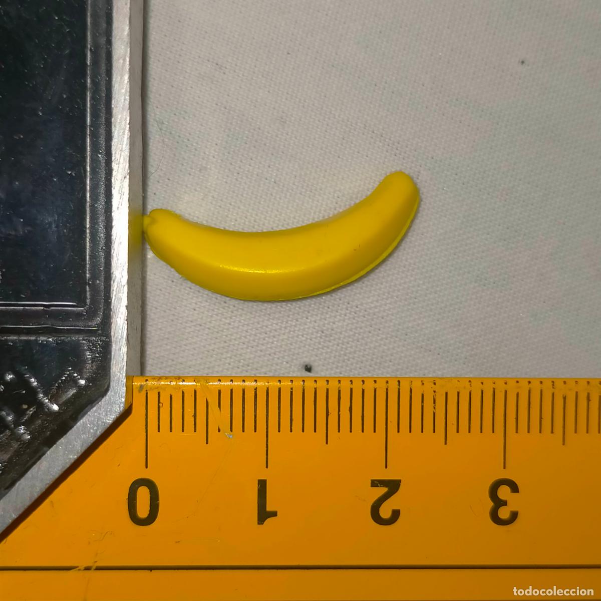 Figuren f&uuml;r Weihnachtskrippen: ANTIGUA FIGURA PORTAL DE BELEN PLASTICO DURO FRUTAS O VERDURAS