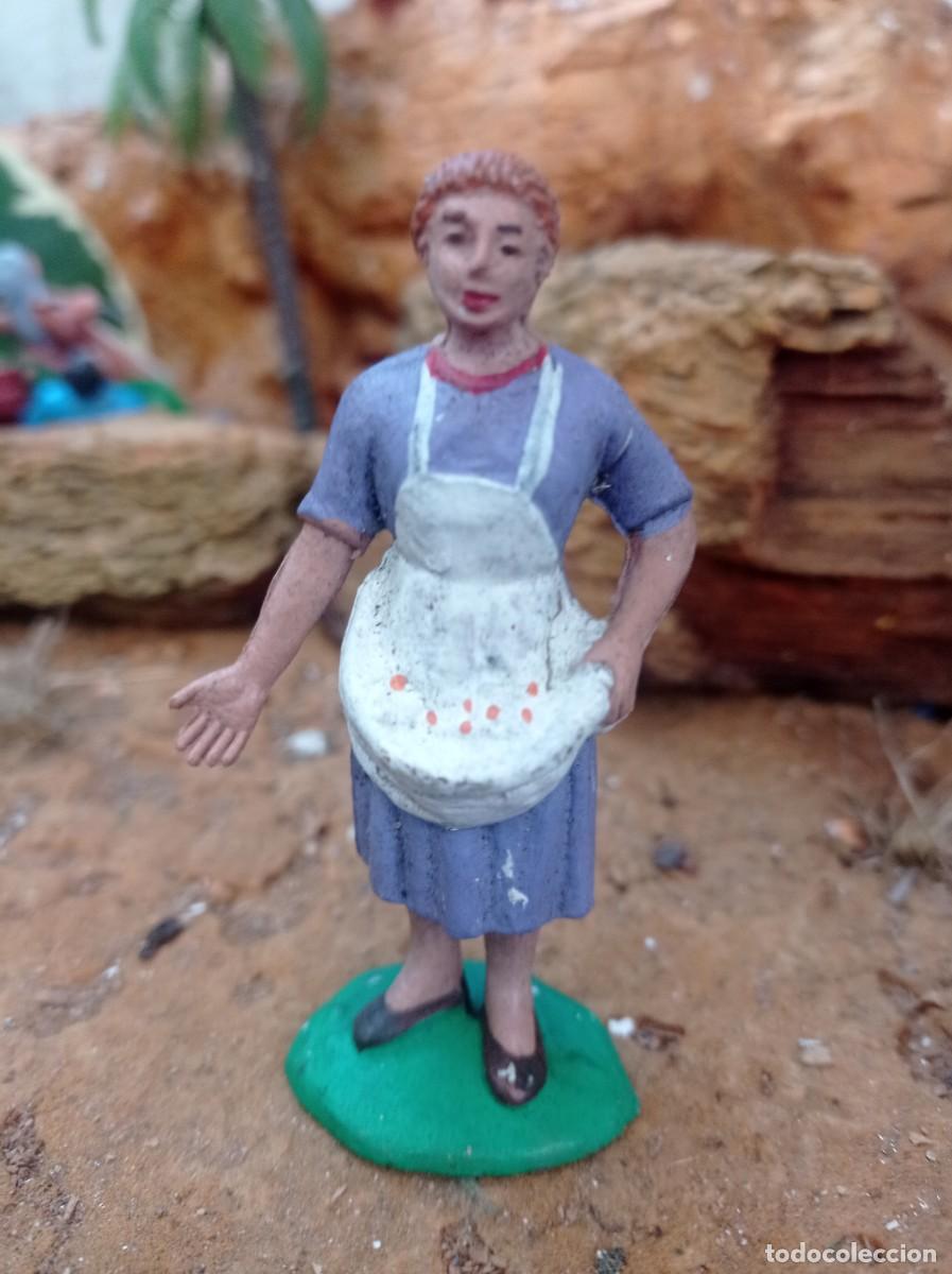Figuras de Bel&eacute;n: Figura de pastora de bel&eacute;n - Foto 1
