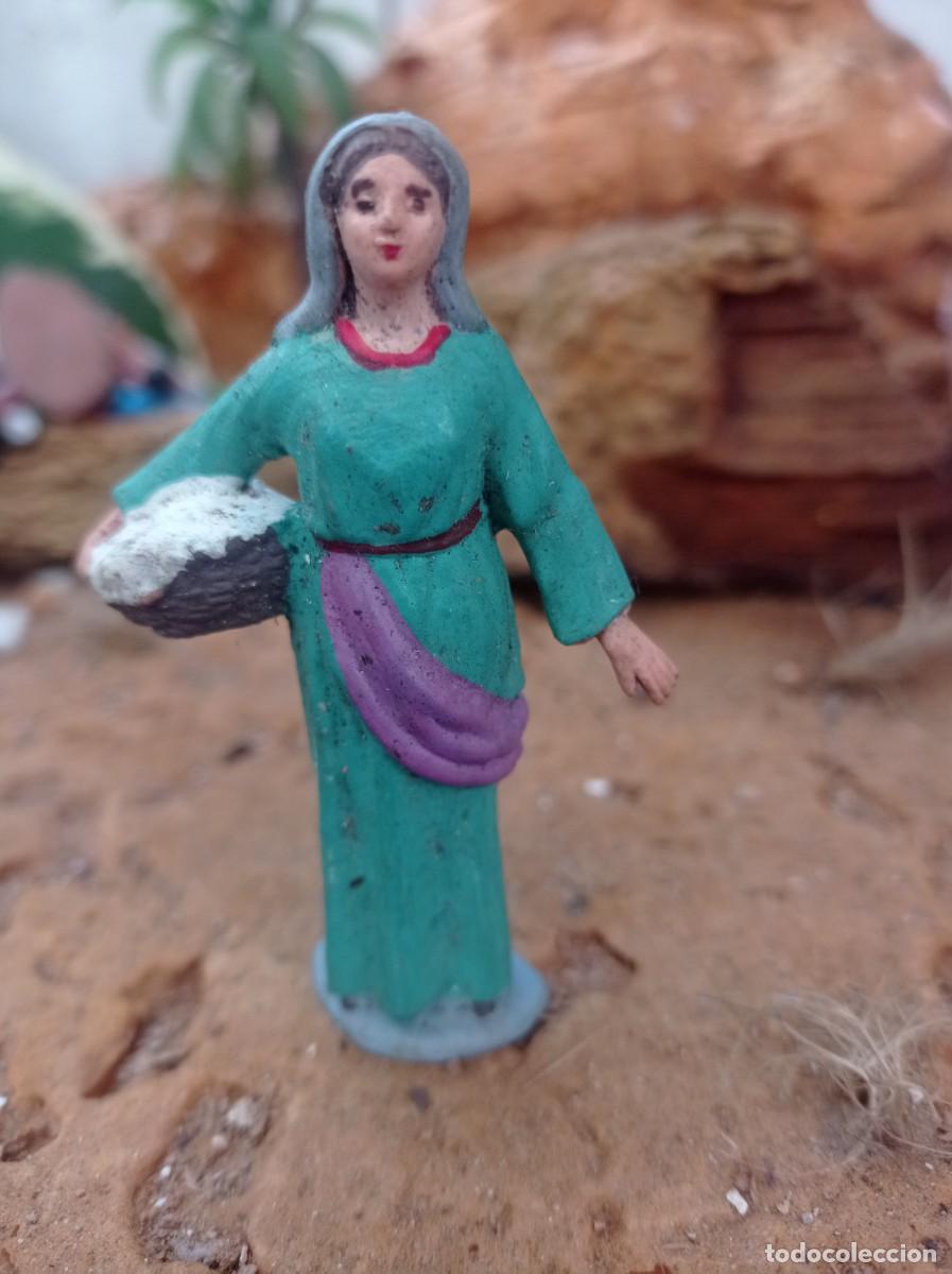 Figuras de Bel&eacute;n: Figura de pastora de bel&eacute;n - Foto 1
