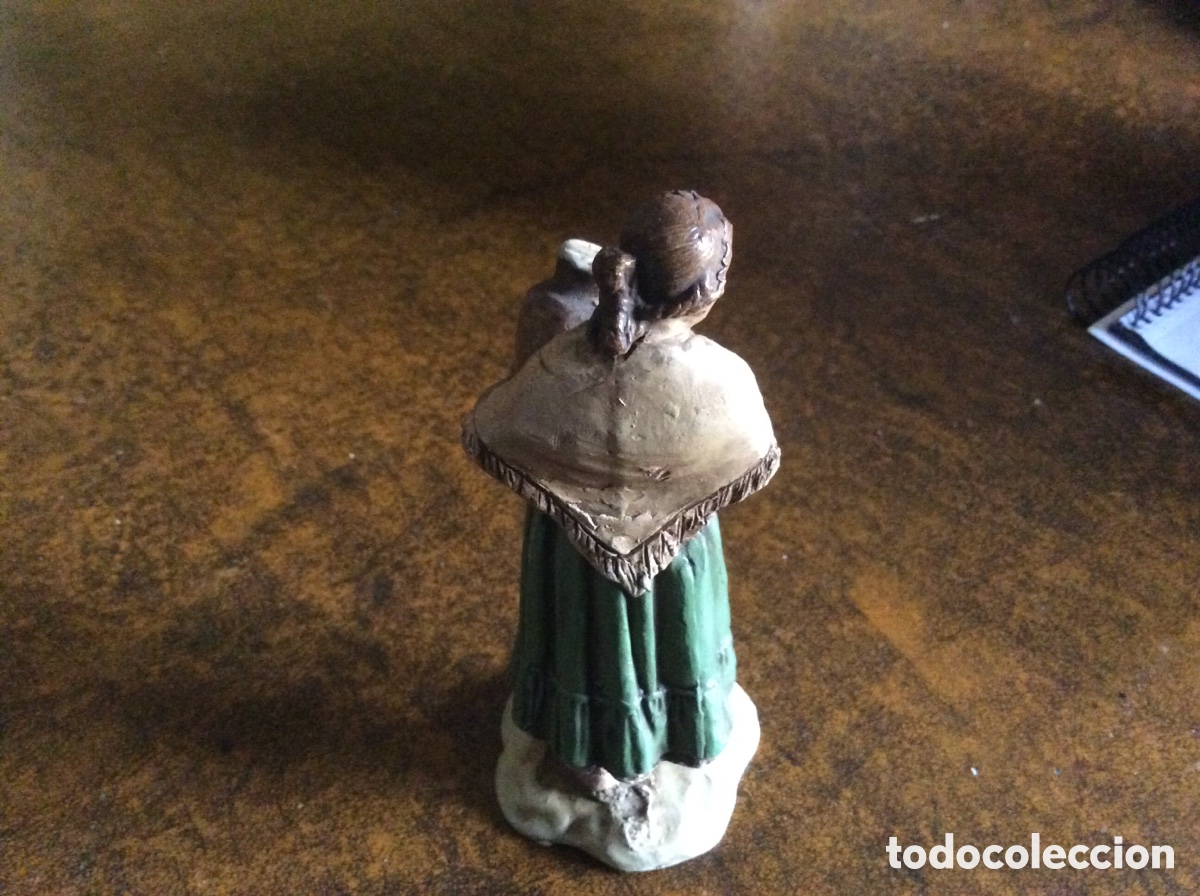 Figuras de Bel&eacute;n: Pastora de Jim&eacute;nez Mariscal - Foto 2