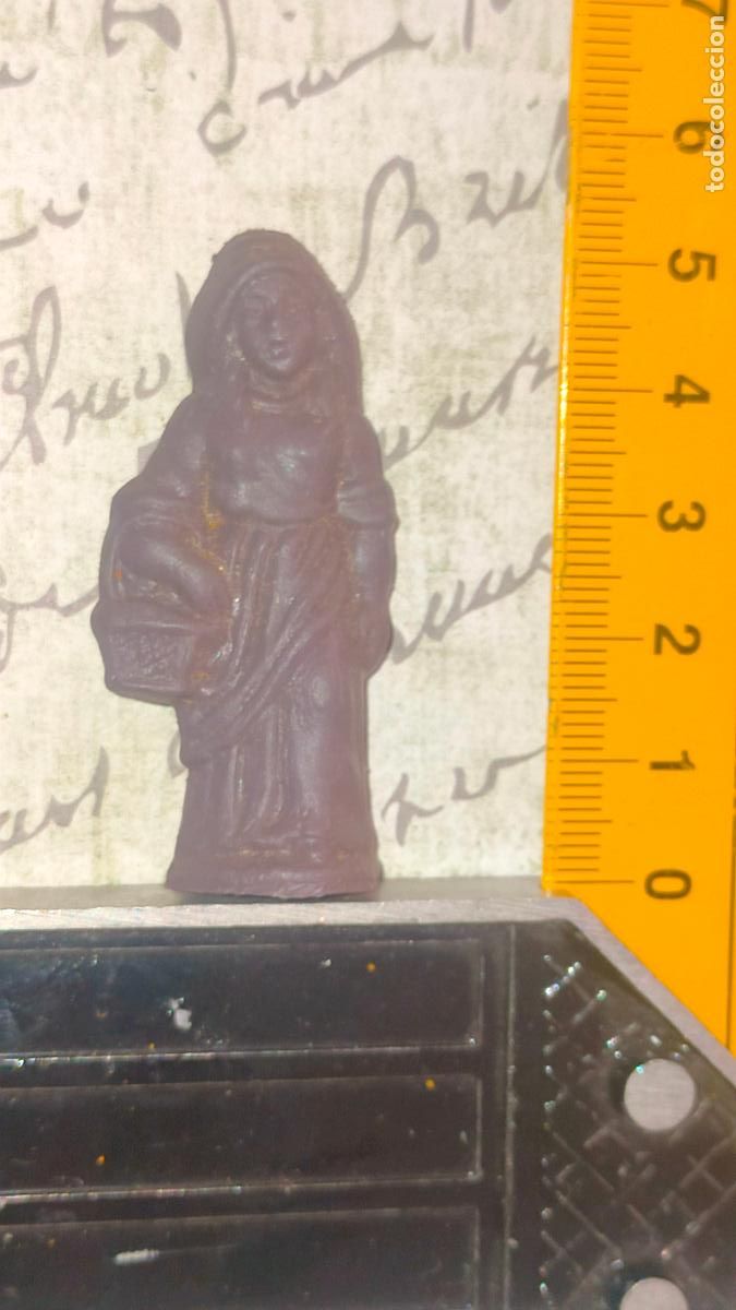 Figuren f&uuml;r Weihnachtskrippen: antigua figura de portal de belen nacimiento plastico duro dunkin