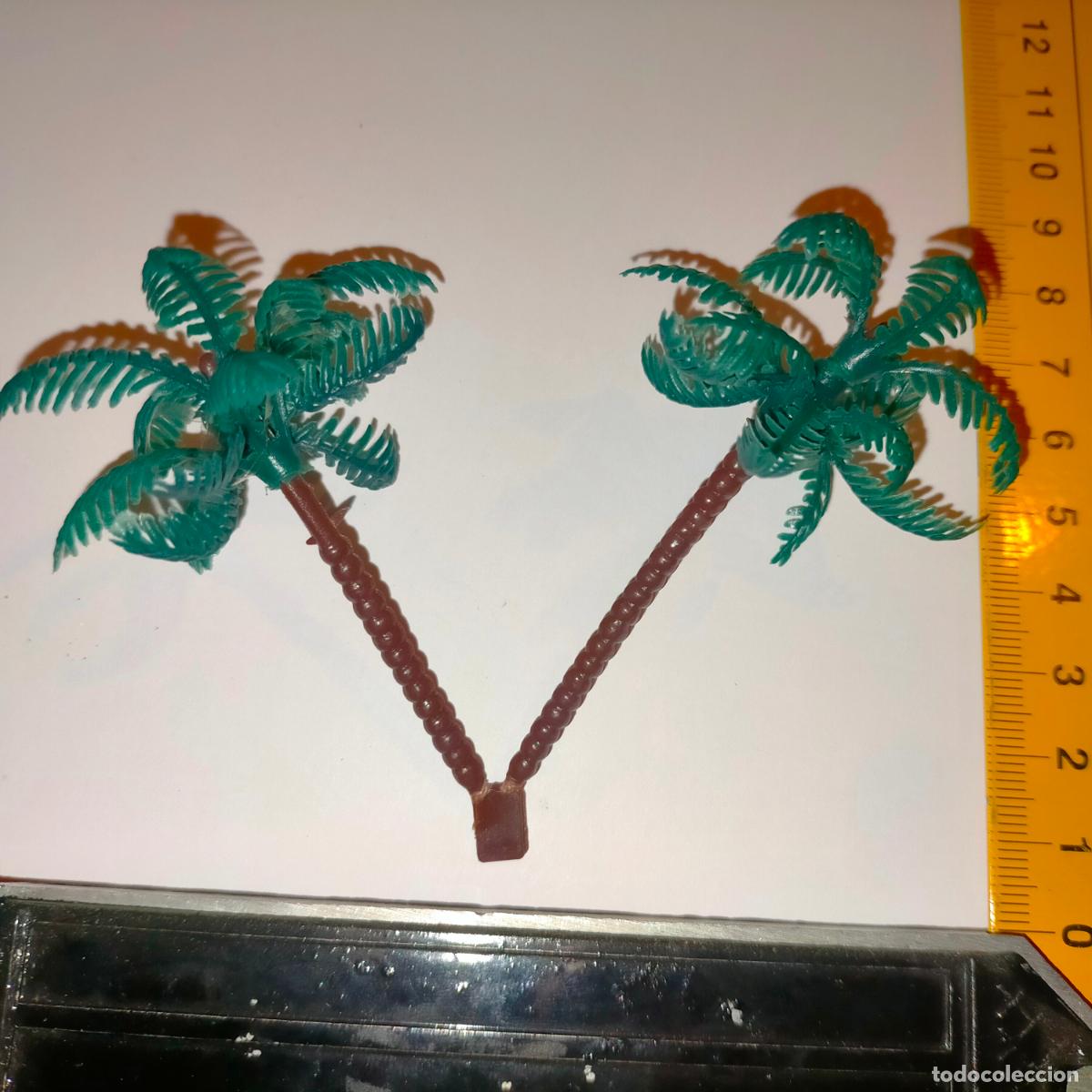 Figuras de Bel&eacute;n: antigua figura portal de belen plastico duro para nacimiento decoracion navide&ntilde;a - PALMERAS