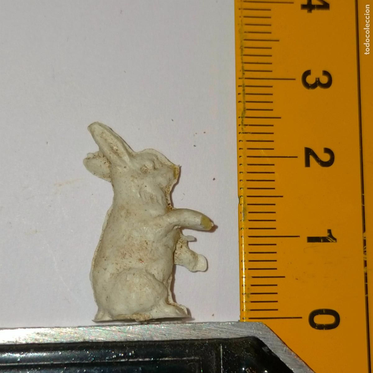 Figuras de Bel&eacute;n: antigua figura portal de belen plastico duro para nacimiento decoracion navide&ntilde;a CONEJO