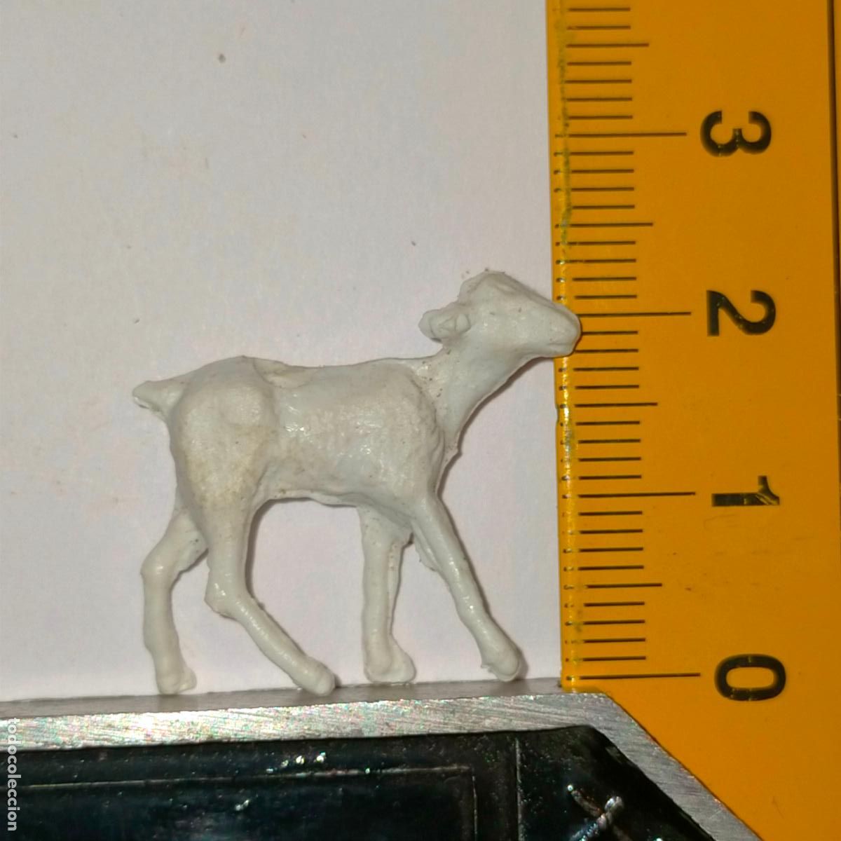 Figuras de Bel&eacute;n: antigua figura portal de belen plastico duro para nacimiento decoracion navide&ntilde;a CONEJO