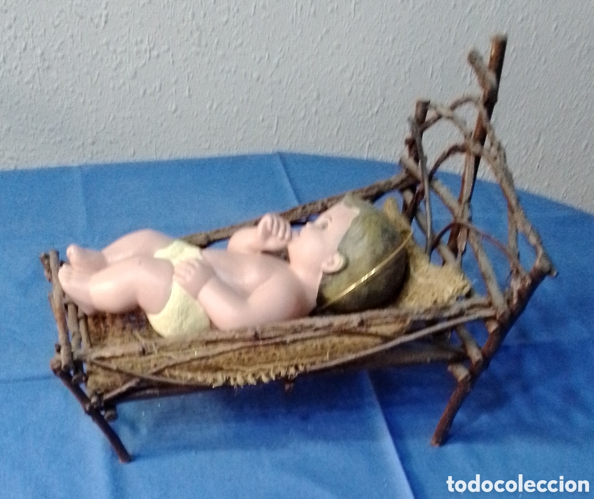 Figuras de Bel&eacute;n: Ni&ntilde;o Jesus con cuna madera - Foto 2