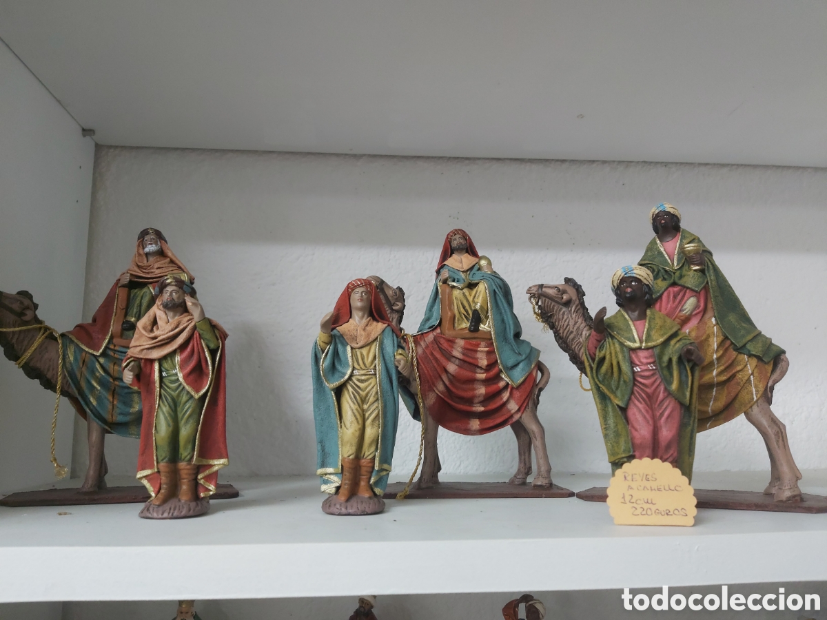 Figuras de Bel&eacute;n: Reyes a camello y pajes. - Foto 1