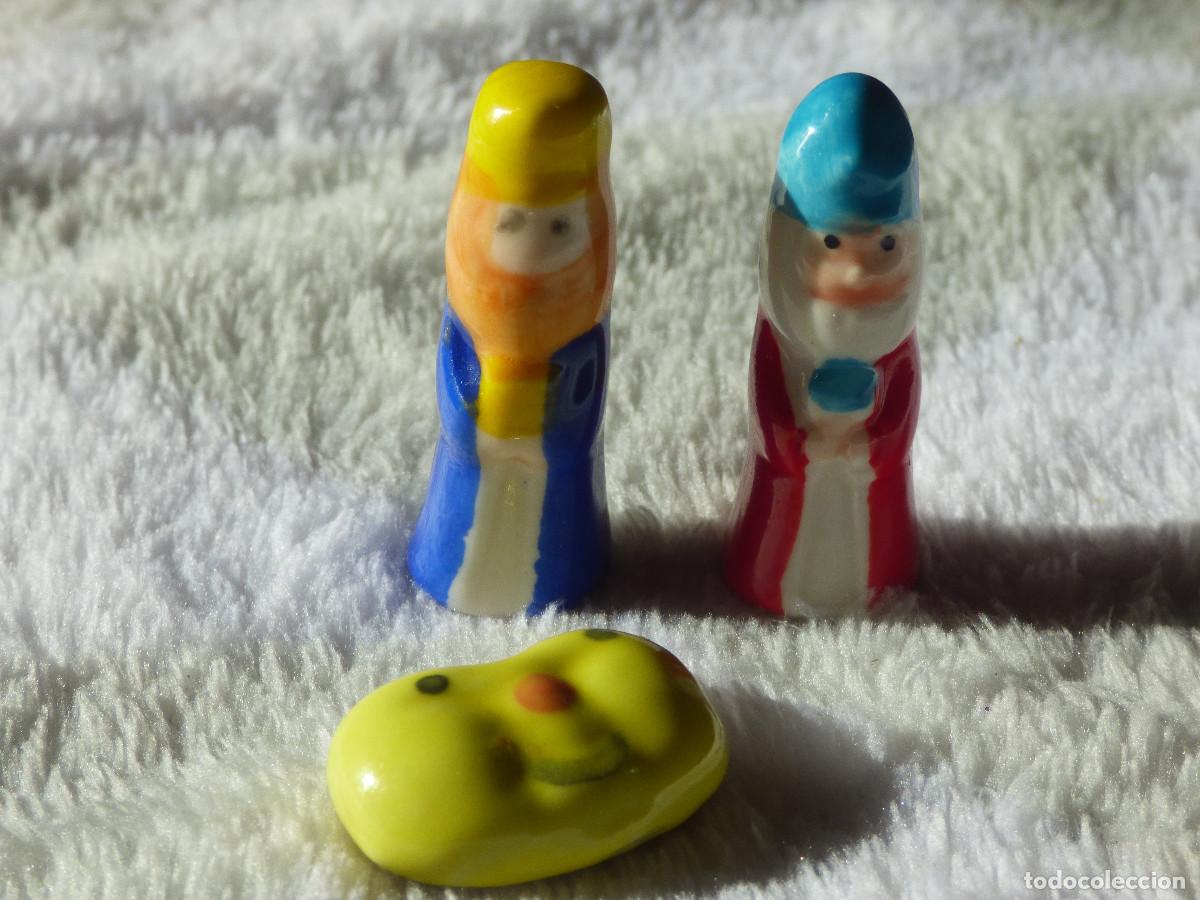Figuras de Bel&eacute;n: Figuritas del Roscon de Reyes. - Foto 1