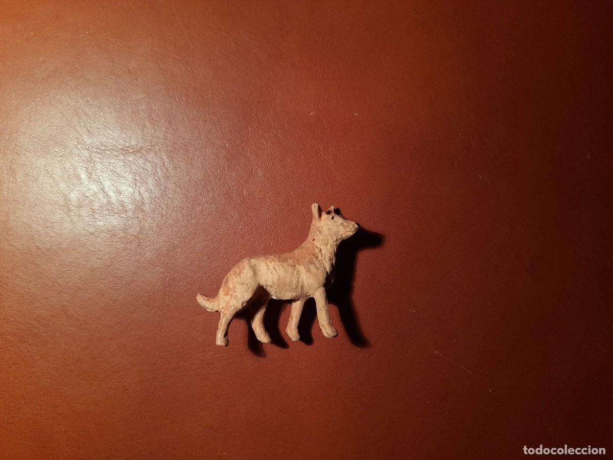 Figuras de Bel&eacute;n: Perro de barro para bel&eacute;n - Foto 1