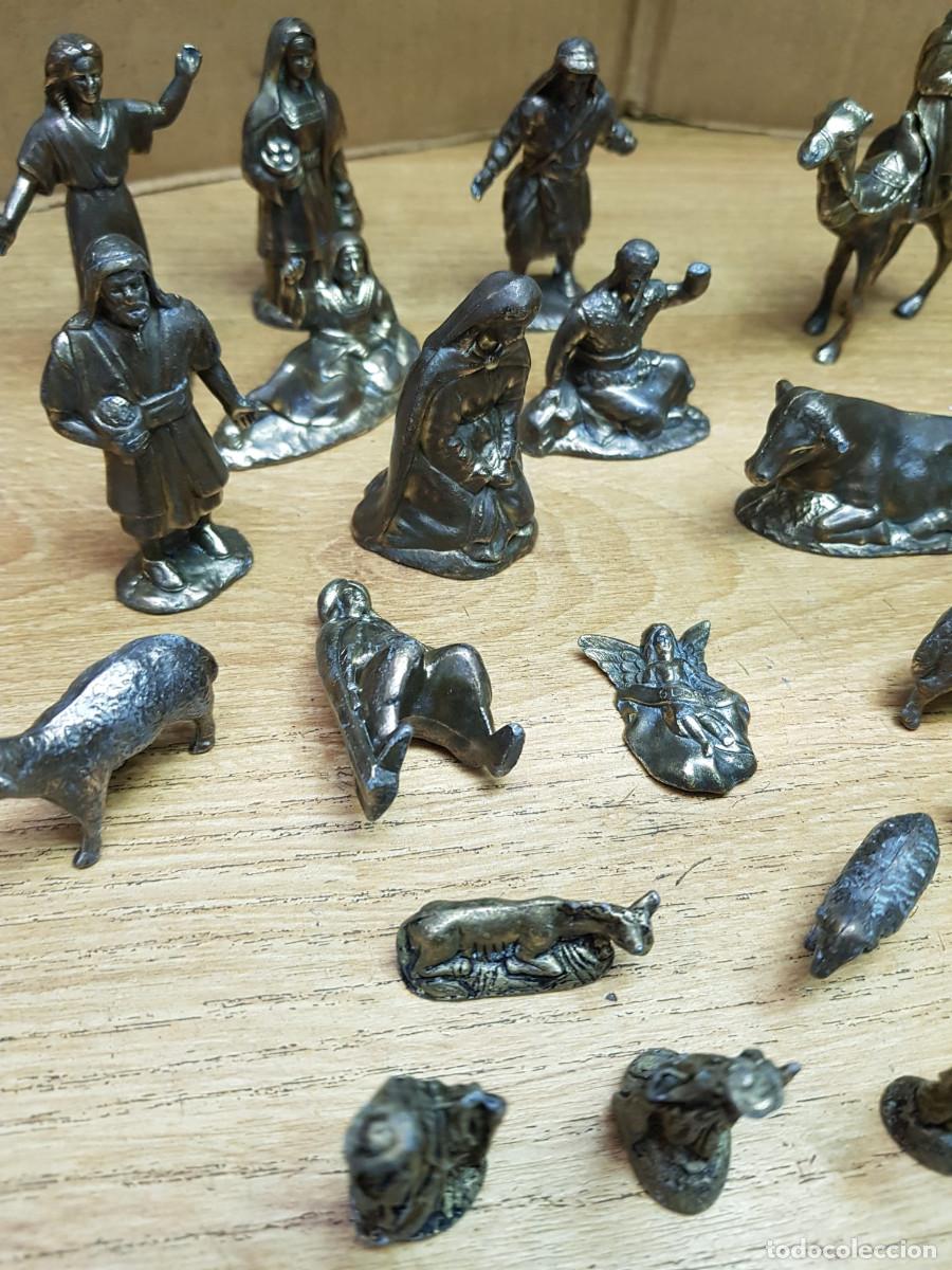 Figuras de Bel&eacute;n: LOTE DE 29 FIGURAS DE BRONCE - Foto 5