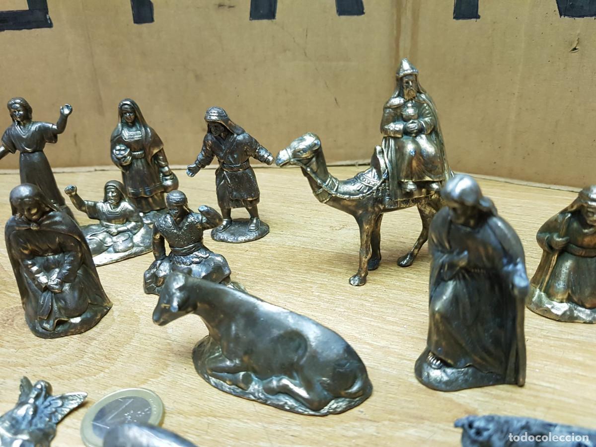 Figuras de Bel&eacute;n: LOTE DE 29 FIGURAS DE BRONCE - Foto 11