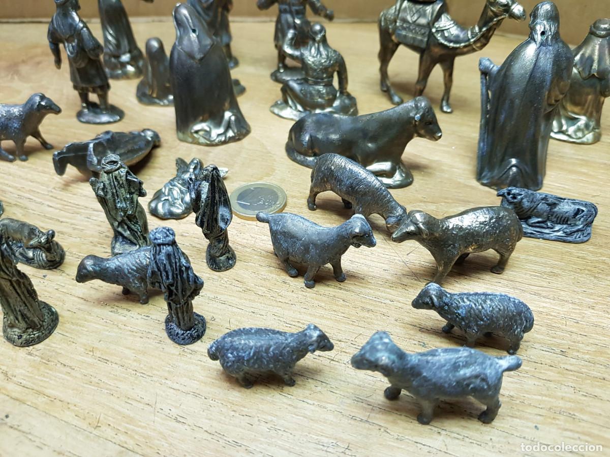 Figuras de Bel&eacute;n: LOTE DE 29 FIGURAS DE BRONCE - Foto 13