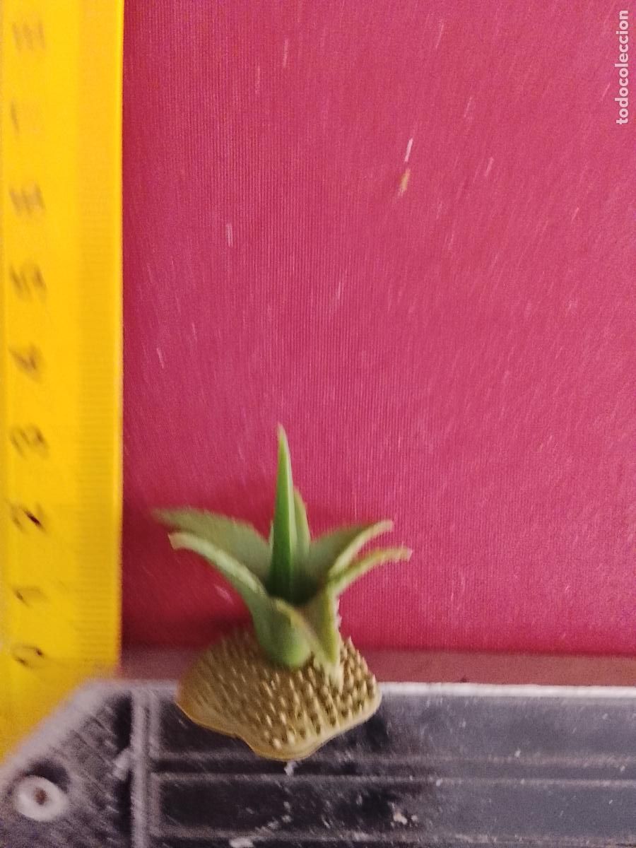 Figuras de Bel&eacute;n: figura de portal de belen O NACIMIENTO NAVIDAD antigua plastico duro