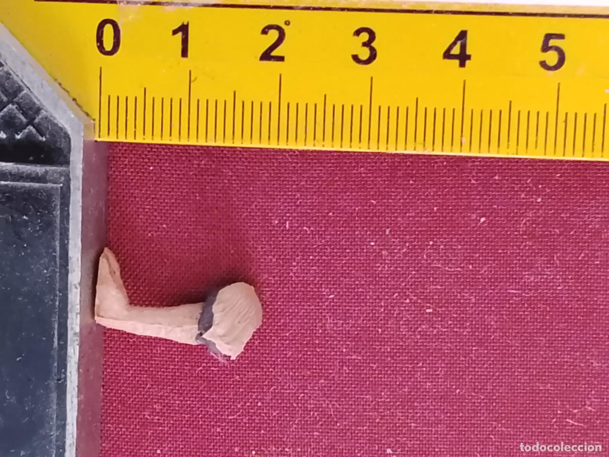 Figuras de Pres&eacute;pios: figura de portal de belen O NACIMIENTO NAVIDAD antigua plastico duro