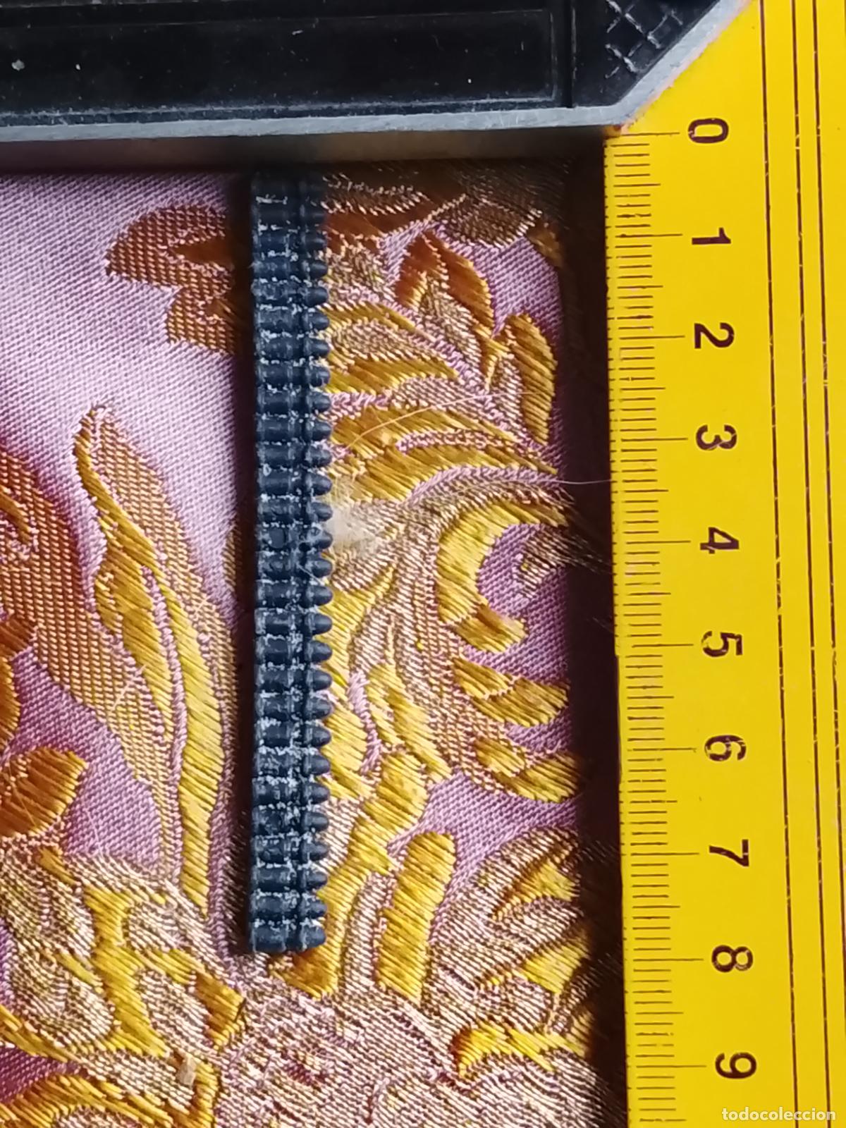 Figuras de Pres&eacute;pios: antigua figura para portal de belen O NACIMIENTO plastico duro