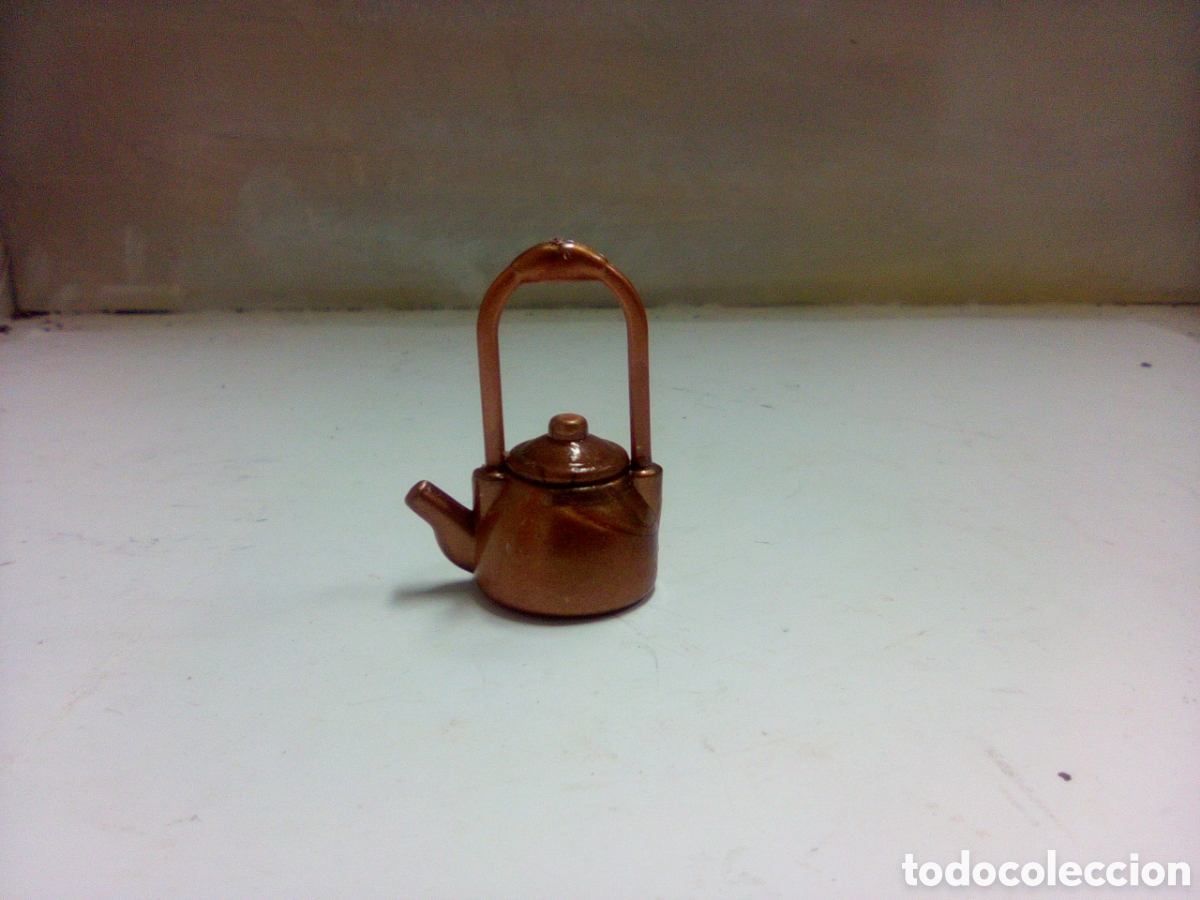 Figuras de Bel&eacute;n: Miniatura tetera metal - Foto 1