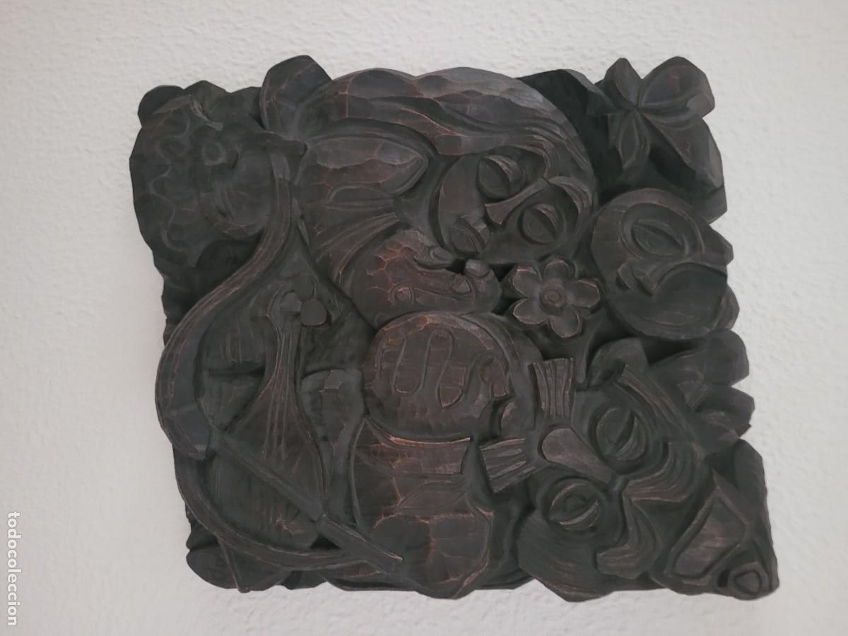 Figuras de Bel&eacute;n: Talla de madera con figuras en relieve - Foto 2