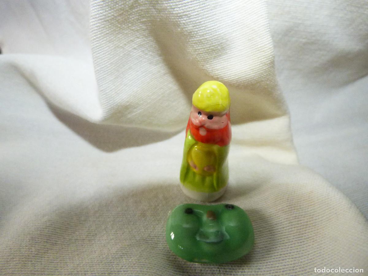 Figuras de Bel&eacute;n: Figuritas del roscon de Reyes. - Foto 1