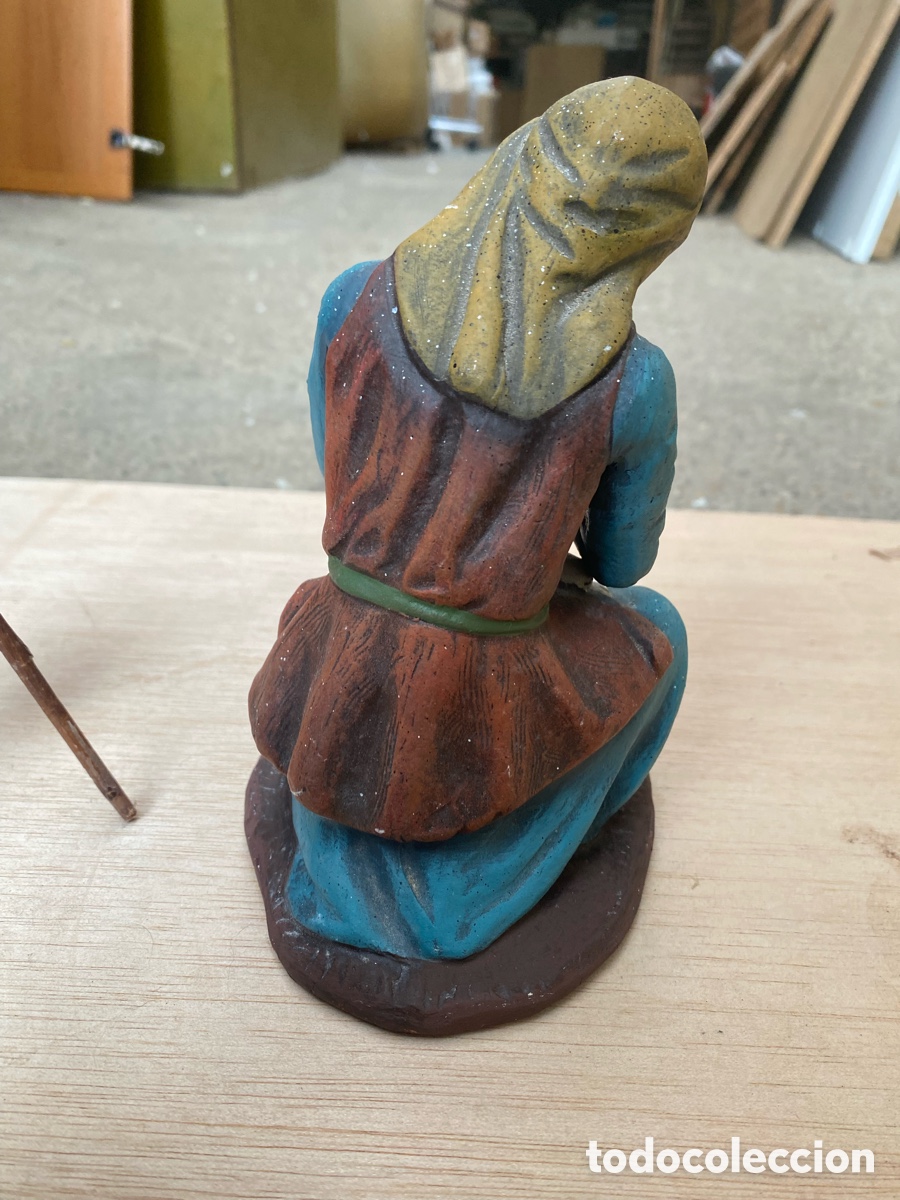 Figuras de Bel&eacute;n: Pastor de pasta - madera. Con tr&iacute;pode cazuela. - Foto 4