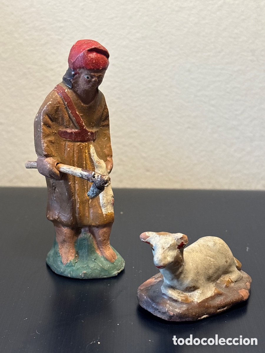 Figuras de Bel&eacute;n: PASTOR DE PESEBRE CON OVEJA - Foto 1