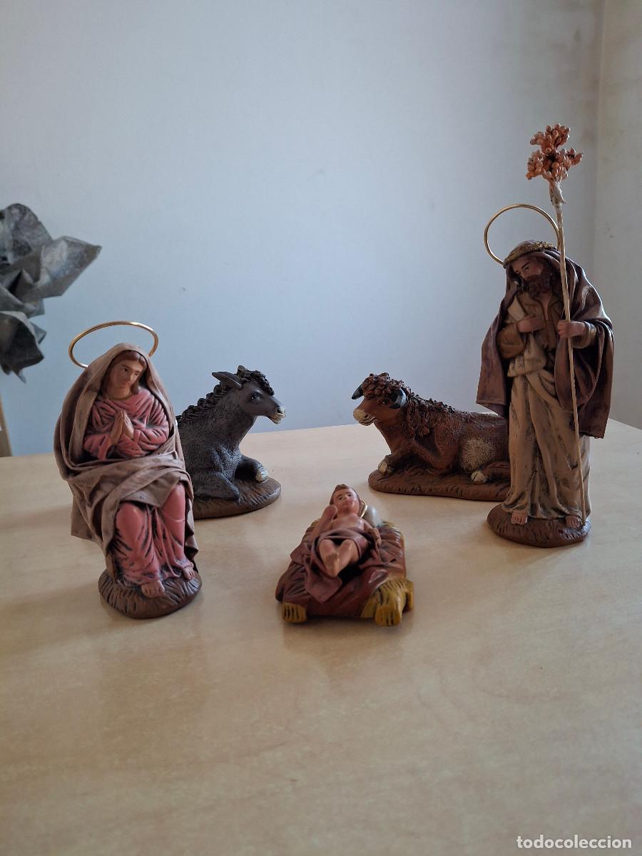Figuras de Bel&eacute;n: Nacimiento de cinco figuras - Foto 1