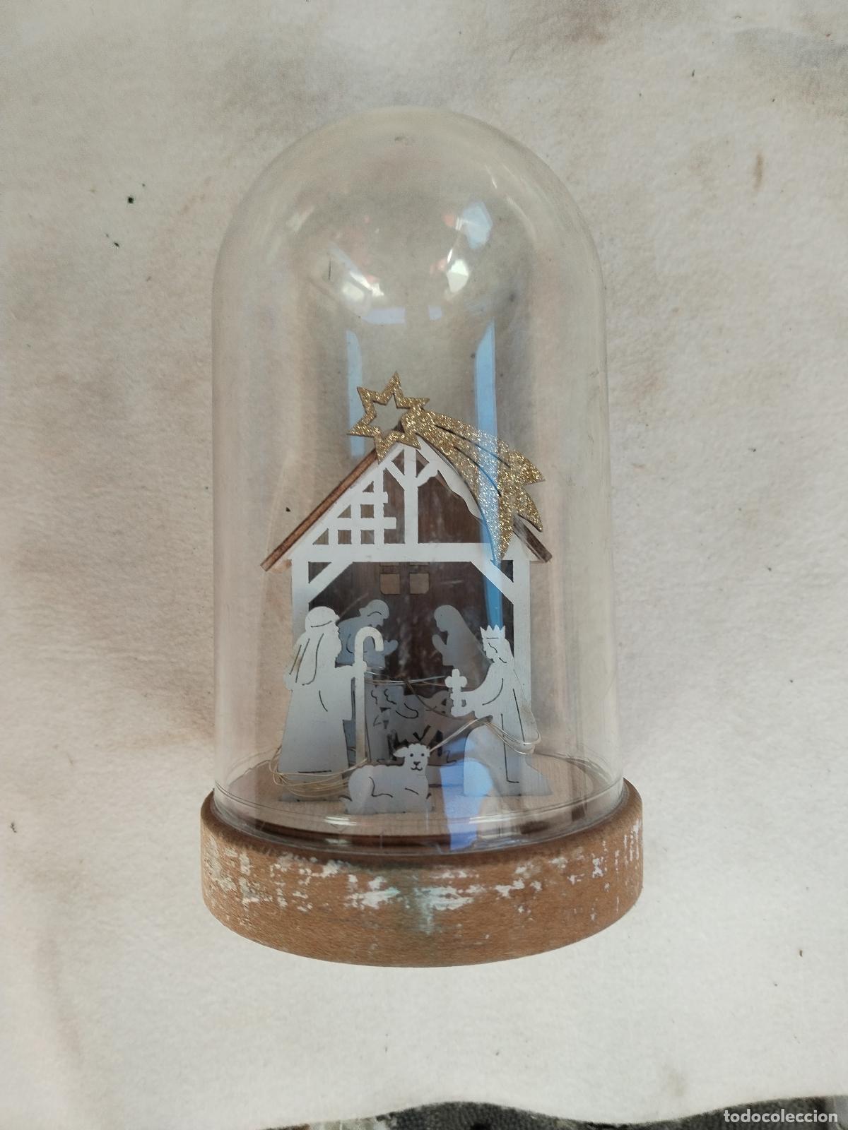 Figuras de Bel&eacute;n: bel&eacute;n de madera en urna de cristal - Foto 2