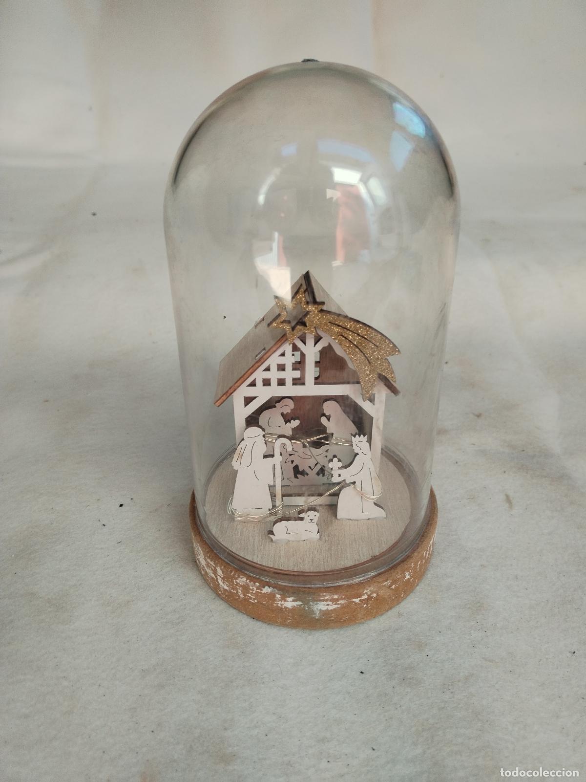Figuras de Bel&eacute;n: bel&eacute;n de madera en urna de cristal - Foto 1