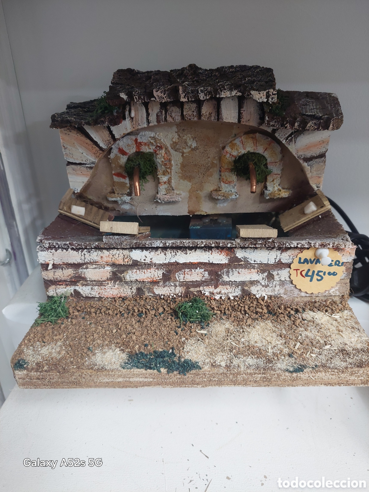 Figuras de Pres&eacute;pios: Lavadero CON MOTOR. 24X22X20.