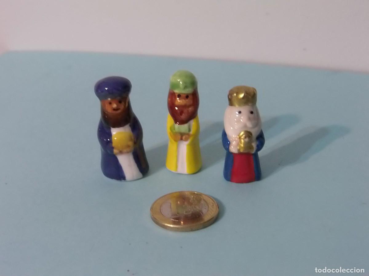 Figuras de Bel&eacute;n: FIGURAS DEL ROSC&Oacute;N DE REYES - LOS 3 REYES MAGOS - 4 CM ALTO.